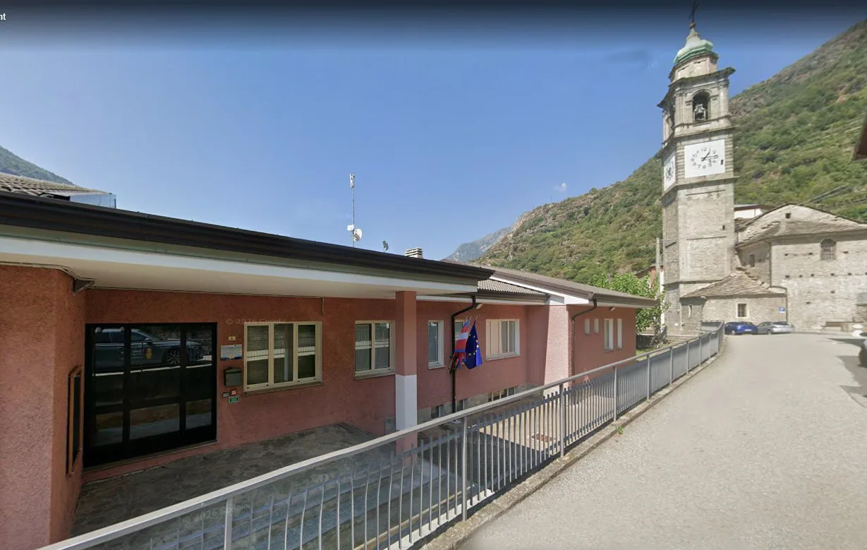 Edificio Scolastico Carema (TO) — foto 1